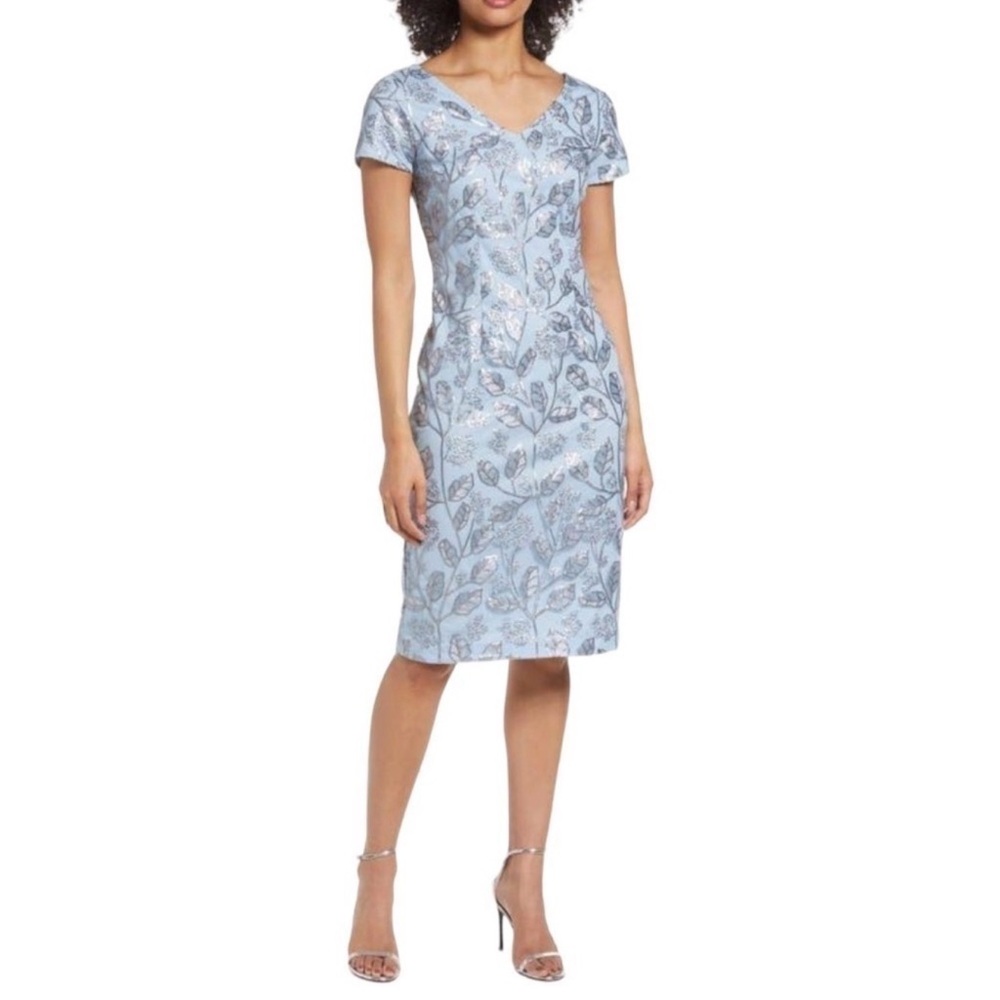 JS Collections Shay Sequins Vneck Cocktail Dress Pale Blue Silver Womens Size 6